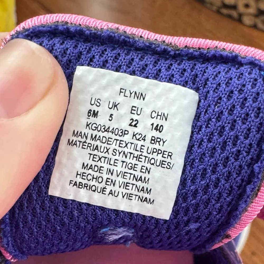 Stride Rite 360 Flynn Sneaker Sandal Size 6M Purple and Pink